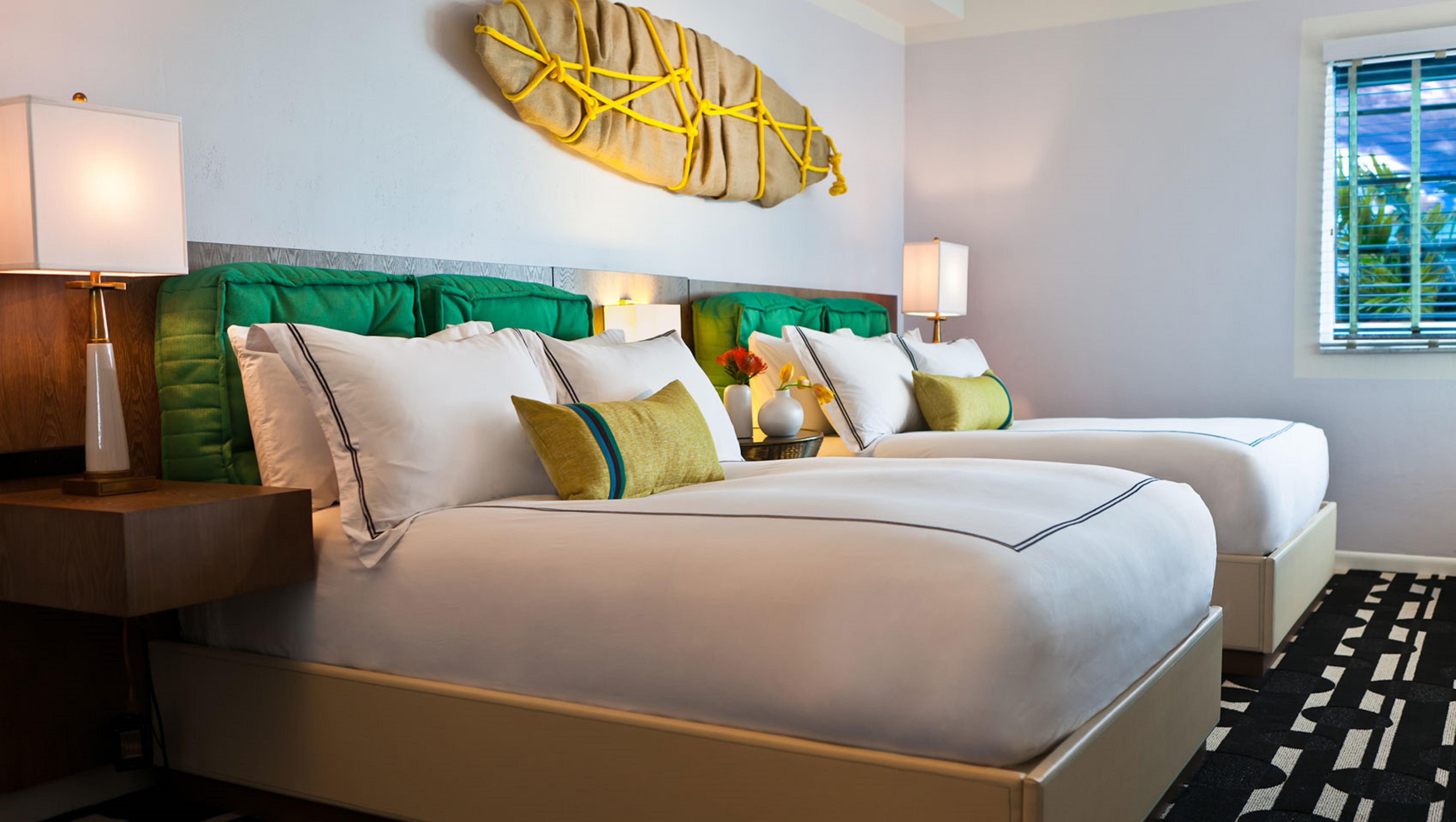 Kimpton Surfcomber Hotel By Ihg Маями Бийч Екстериор снимка