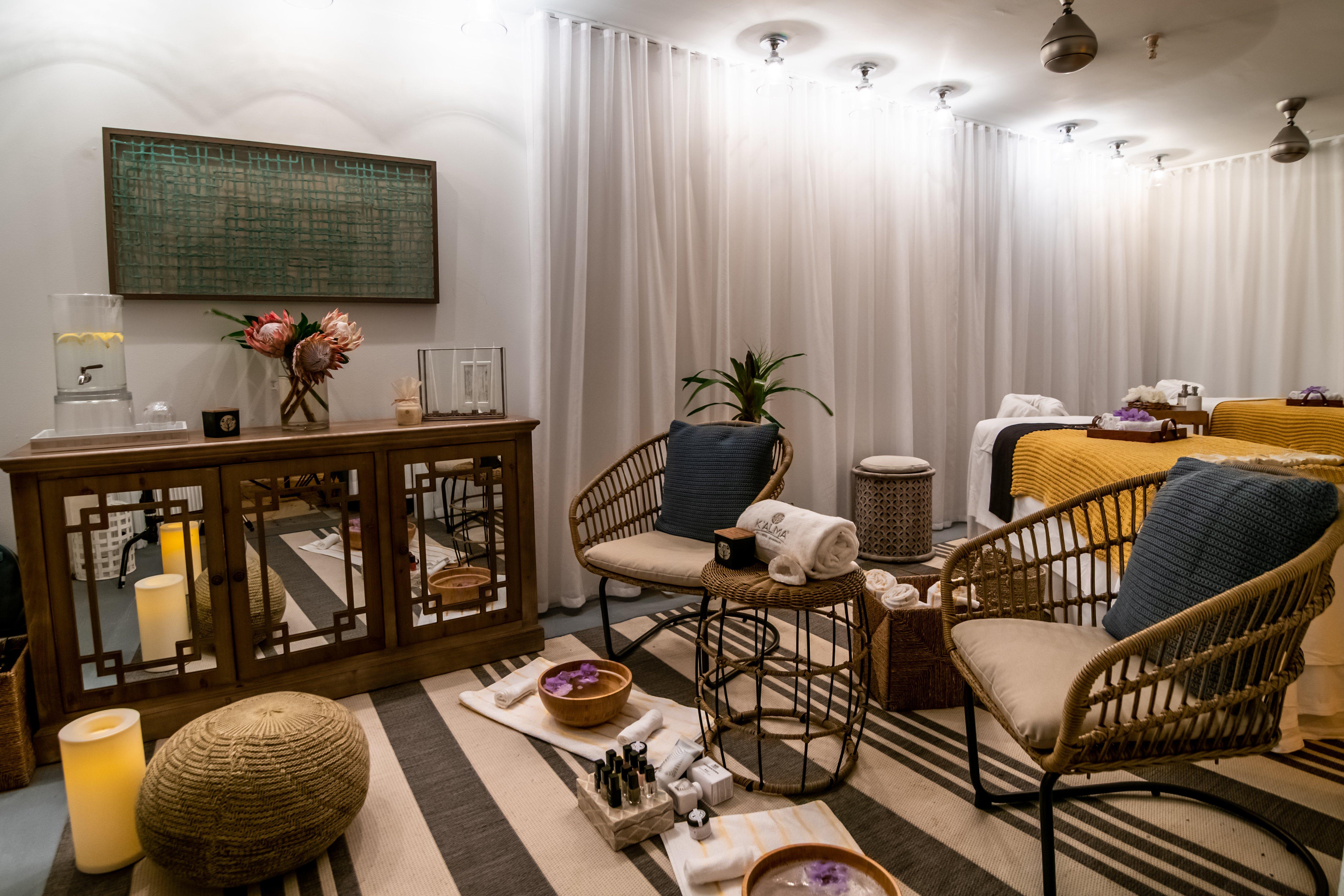 Kimpton Surfcomber Hotel By Ihg Маями Бийч Екстериор снимка