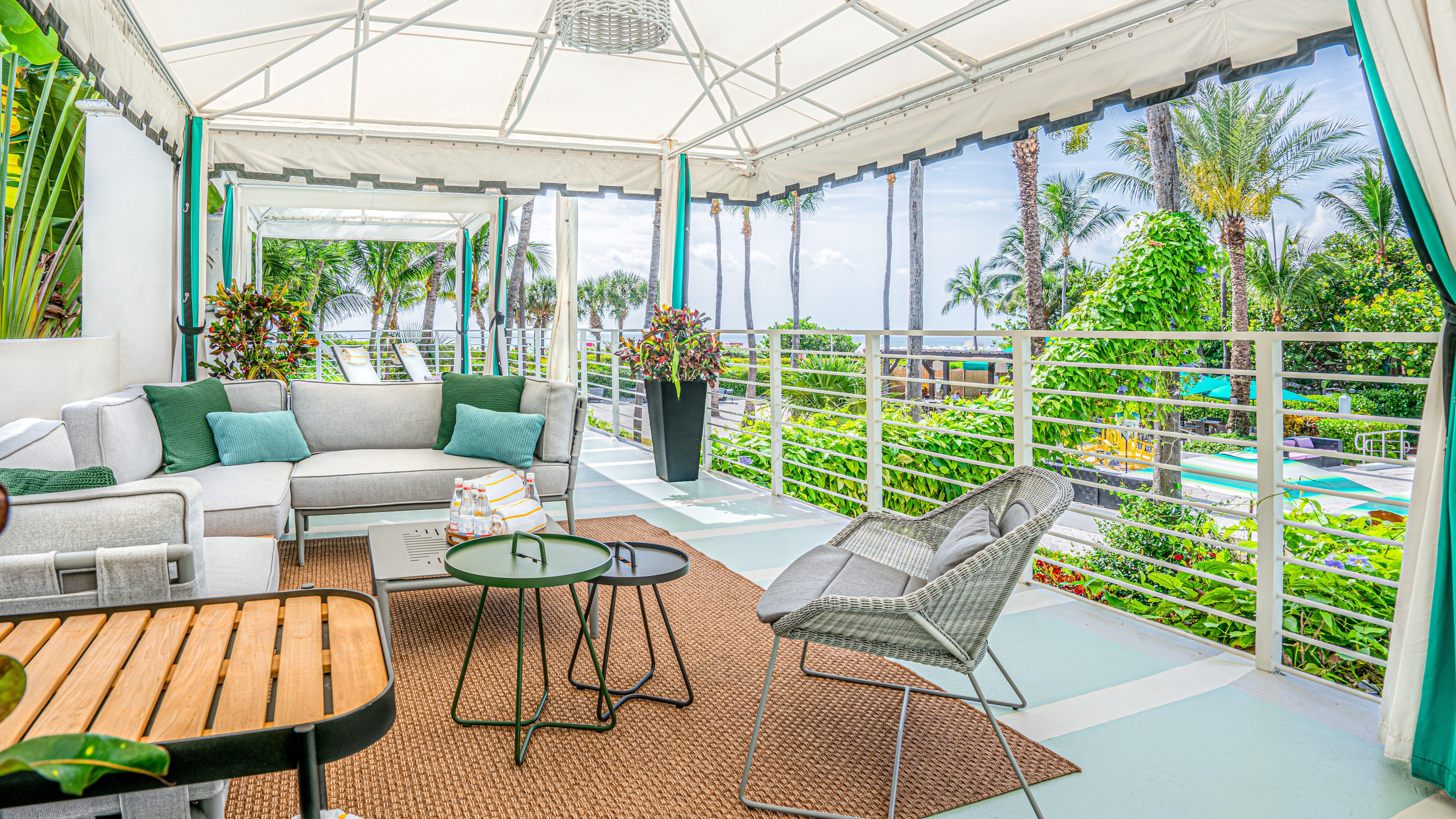 Kimpton Surfcomber Hotel By Ihg Маями Бийч Екстериор снимка